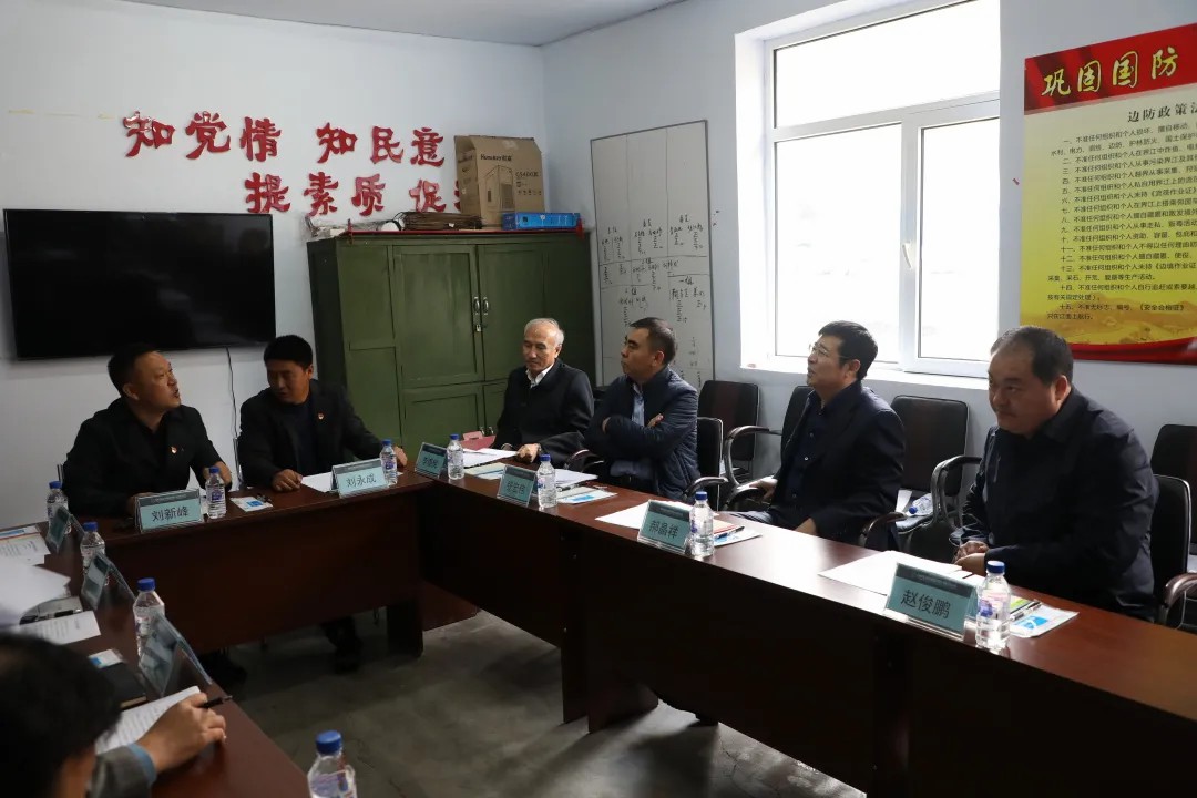 坚定不移推进沿边开放旅游大通道建设 全力推动包保帮扶重点边境村加快振兴发展6.jpg
