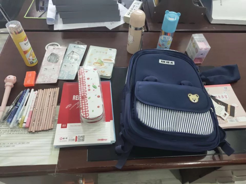 金泉监理：爱心帮扶困难儿童.jpg