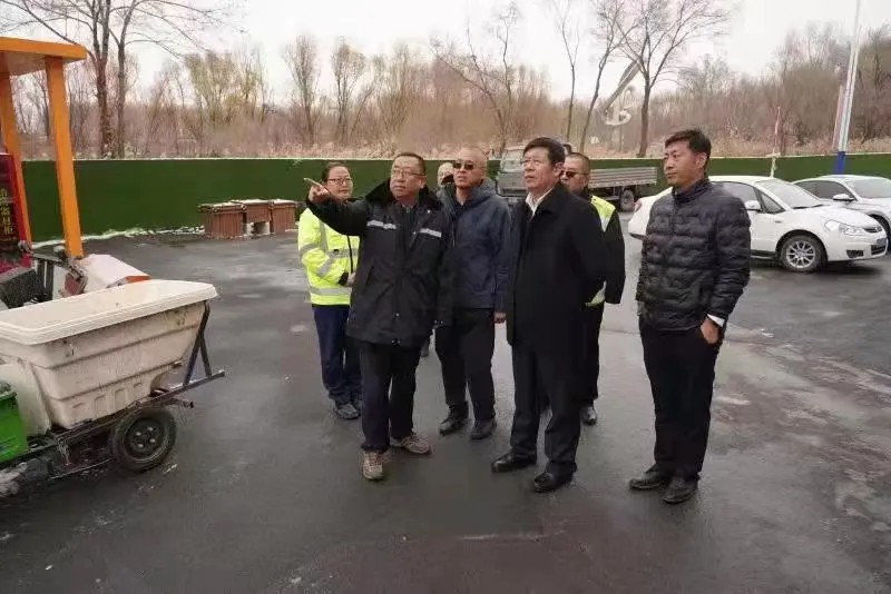 吉高集团党委书记、董事长郝晶祥检查长春周边高速公路除雪保畅工作5.jpg