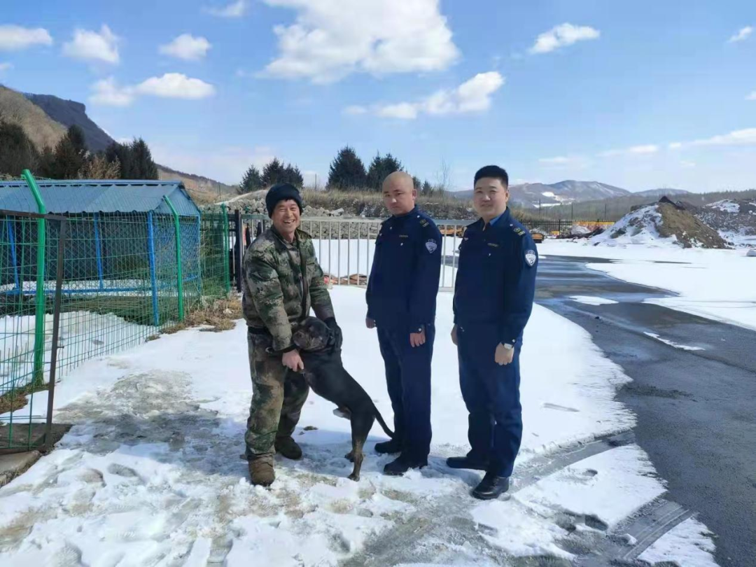 让“雷锋精神”在吉林高速公路上闪耀2.png
