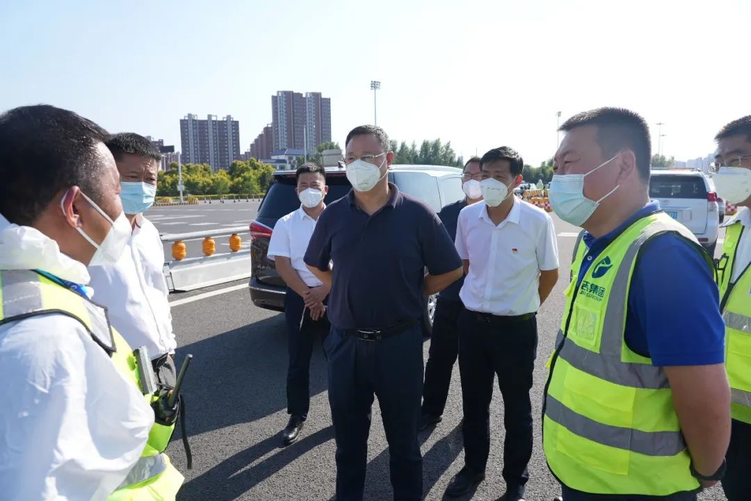 吉高集团领导督导“中秋”假期高速公路保通保畅工作3.jpg