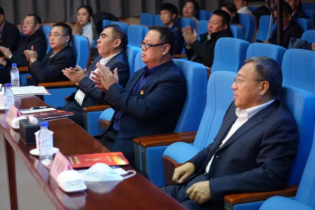 承百年红色基因 展吾辈青年风采——吉高集团团委举办“学党史 强信念 跟党走”吉高青年说大赛2.jpg
