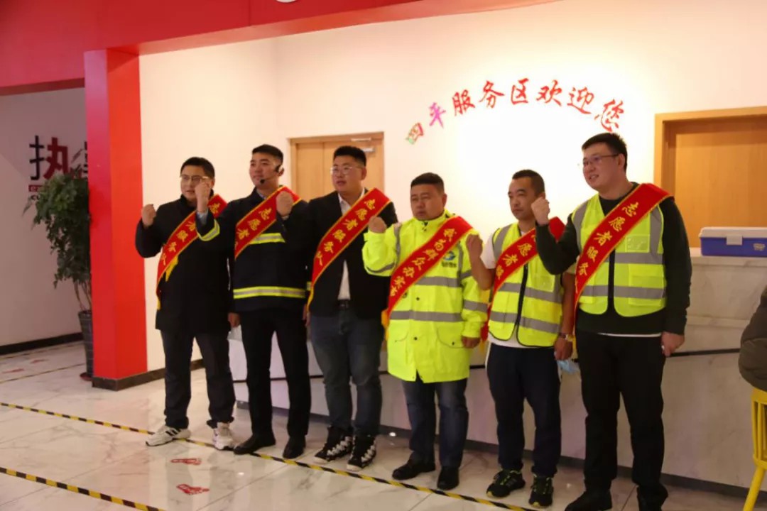 一时的困难不要怕，有爱的地方就是家！5.jpg