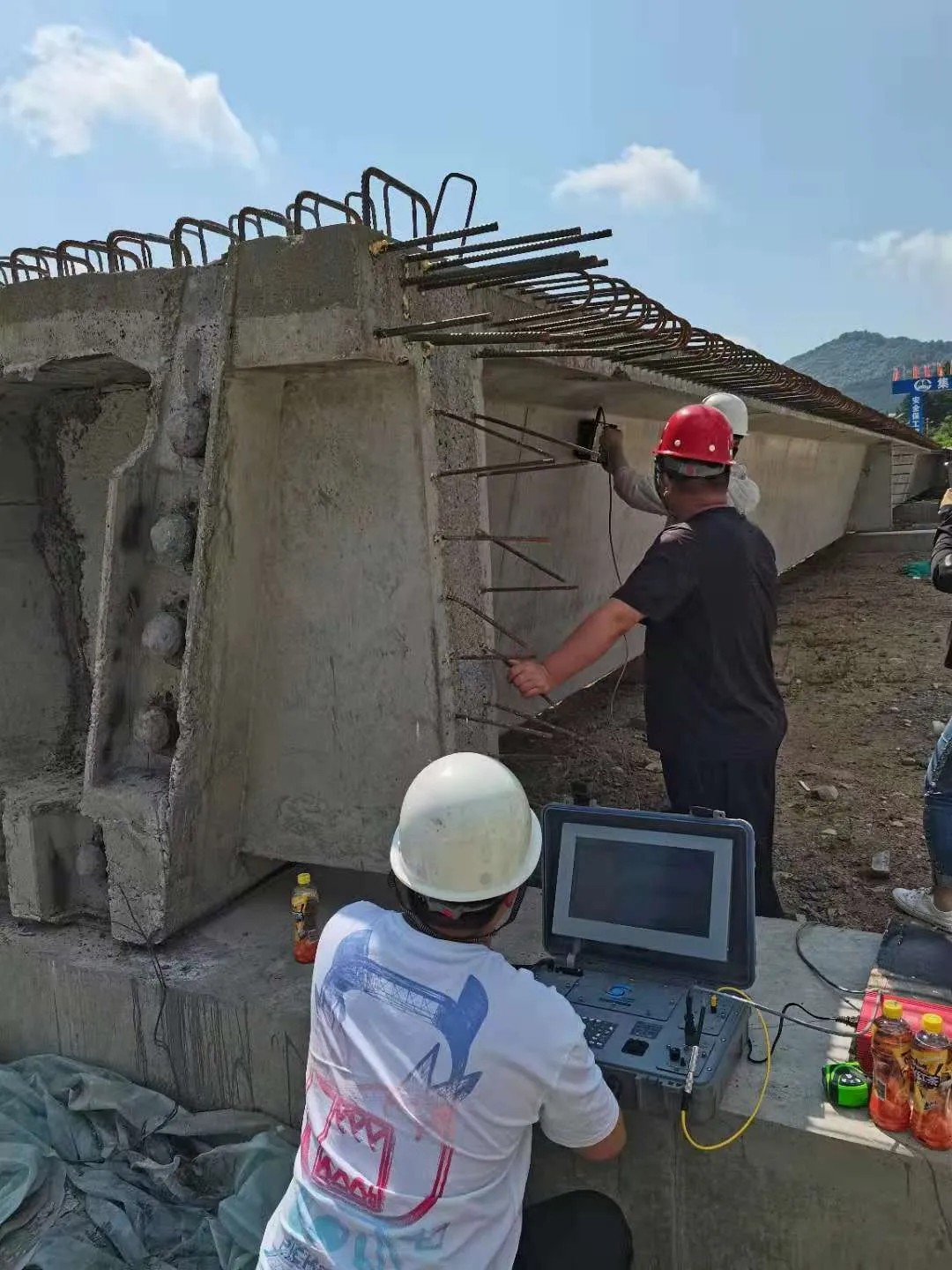 试验检测公司：保质保量试验检测 推动桓集高速工程建设2.jpg