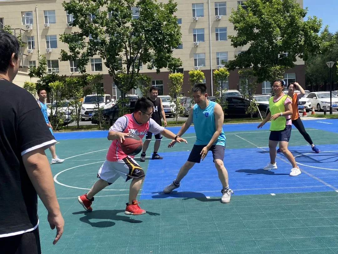 炎炎夏日 “篮”不住的激情——2021年集团总部三人制篮球比赛圆满结束2.jpg