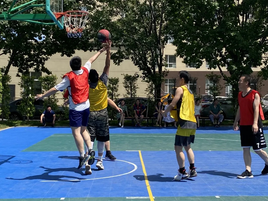 炎炎夏日 “篮”不住的激情——2021年集团总部三人制篮球比赛圆满结束4.jpg